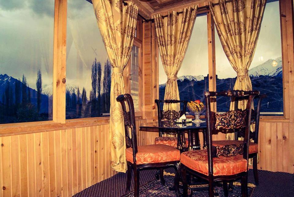 Fairy Land Hotel Karimabad  Extérieur photo